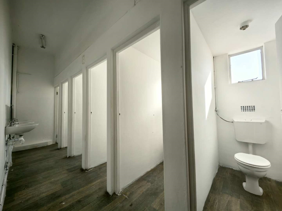 To Let commercial Property for Rent in Maitland Western Cape